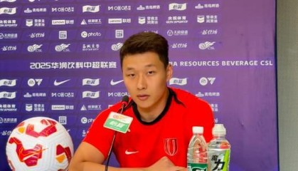 李扬：个人表现与球队相辅相成，现在展望后续赛事还太早