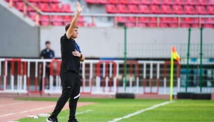 华体会体育官方皇马的赞助商-佩德罗重温捧杯：用压力换来冠军 漫长而艰难的1年